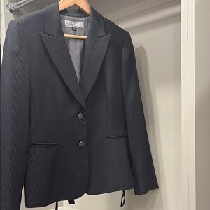 Tahari ASL Black Pinstripe Pantsuit